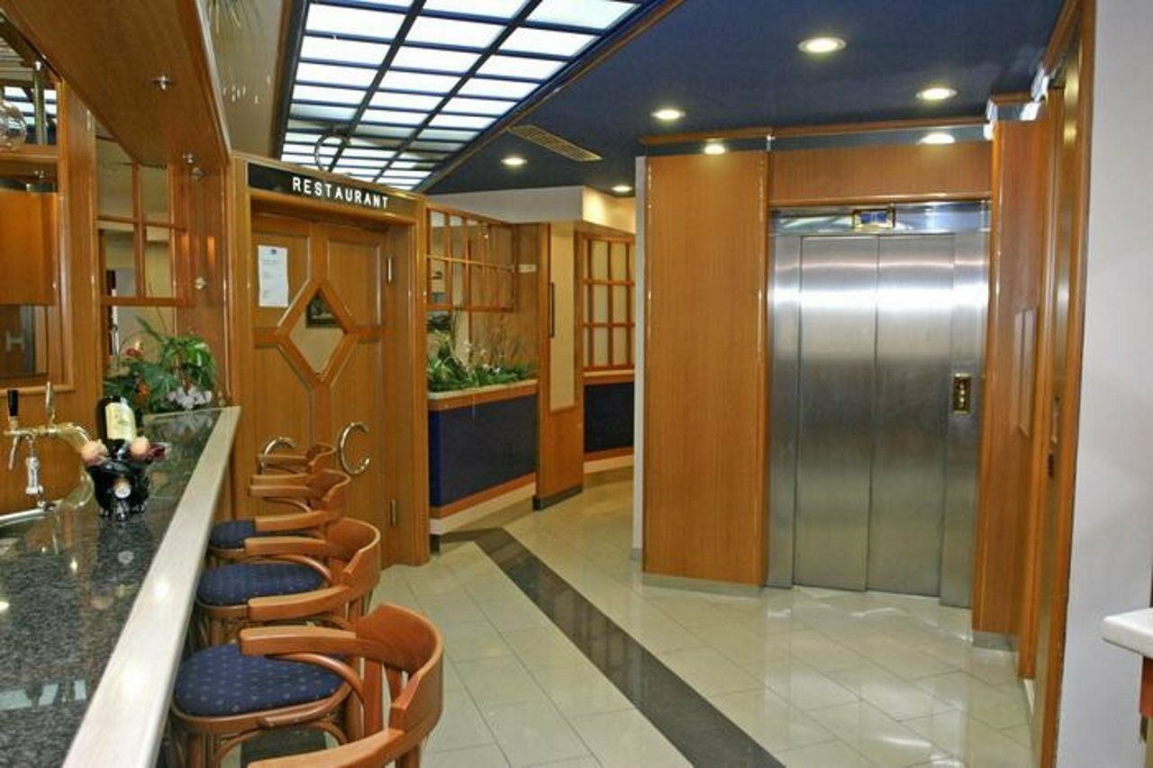 Hotel Conte 普罗马尼亚 内观 照片